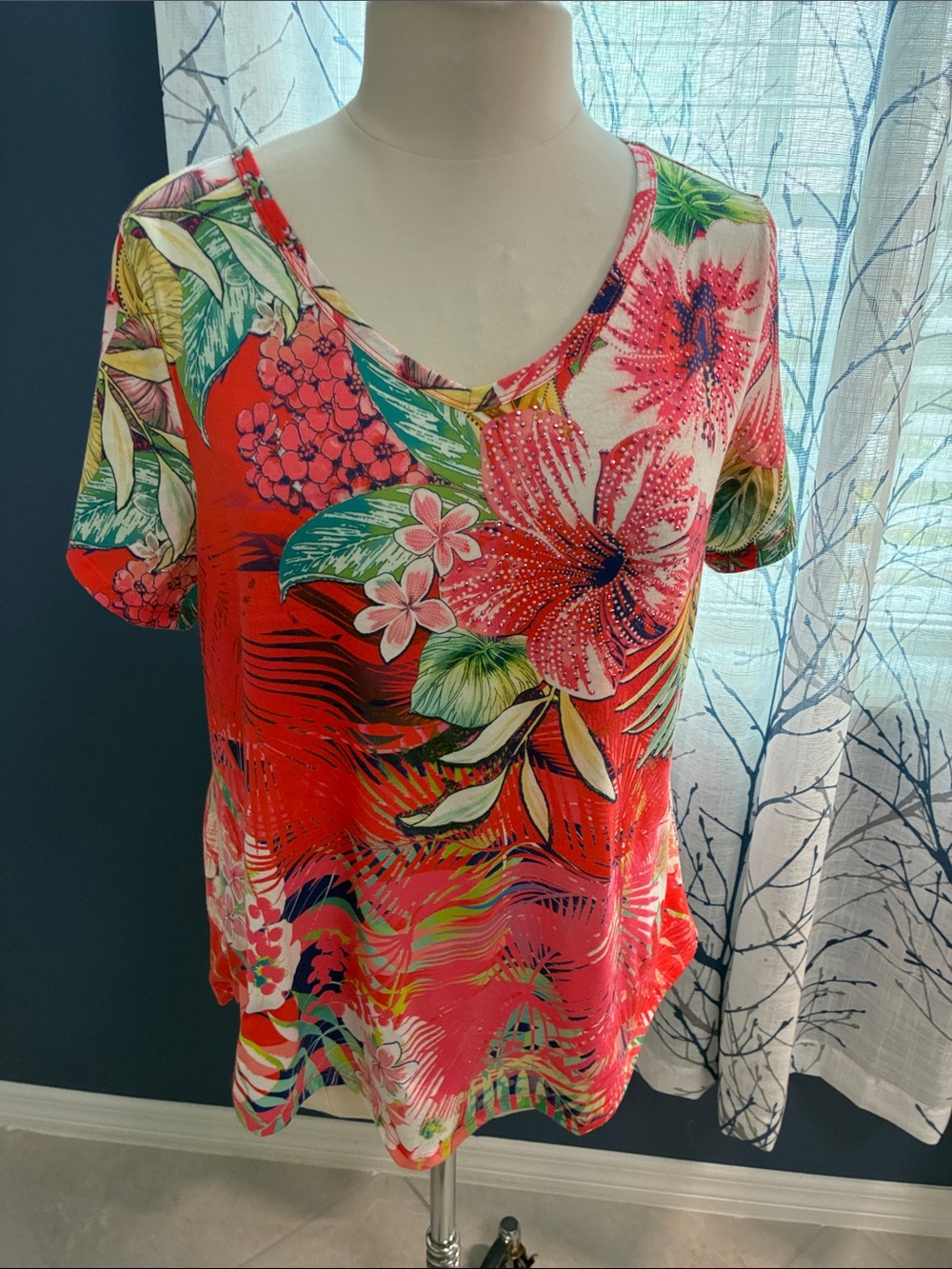 Coral Bay Vibrant Floral V-Neck Women's Top - Red Tropical Print